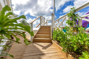 Maho Beach House - Big Beautiful Studio - Ocean View